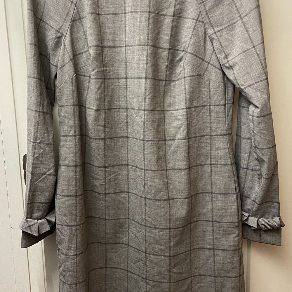 Banana Republic Grey Ruffle Cuff Shift Dress